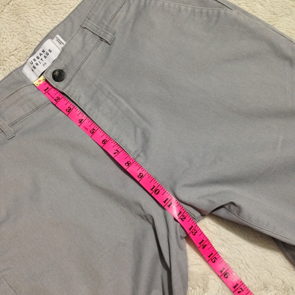 Urban Heritage | Gray Flat Front Men Shorts | Size 36 - Picture 7 of 7